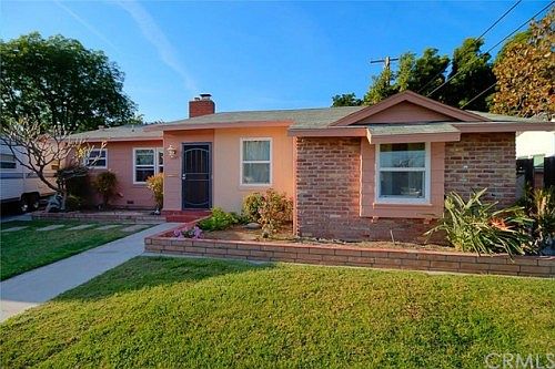 2nd image of 1801 E Diana Ave