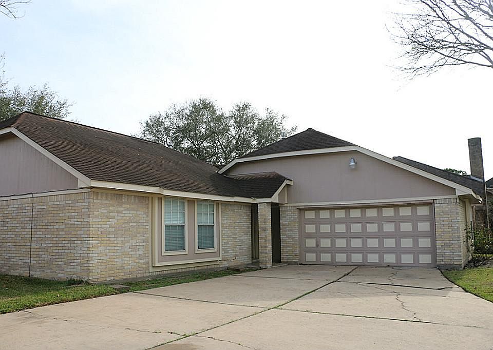 1st image of 2407 Lance Ln