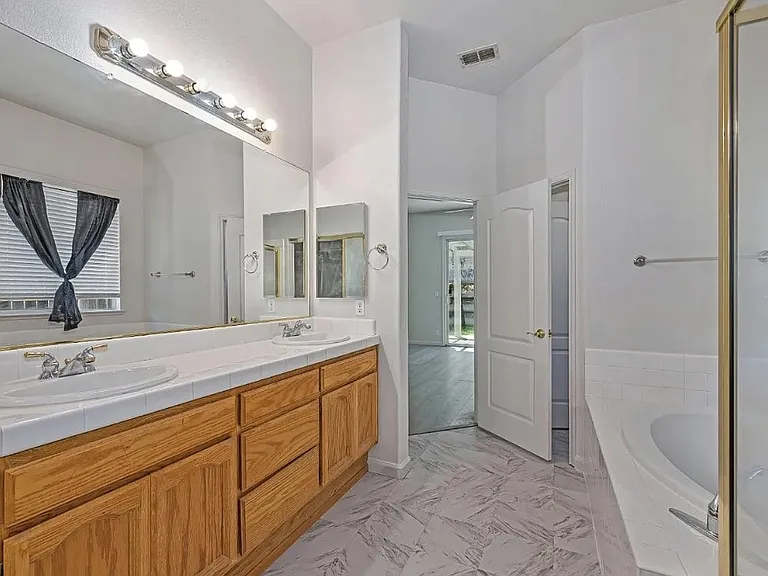 1293 Withers Ct — Photo 7