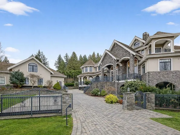 16166 30b Ave, Surrey, BC V3Z 0Z8