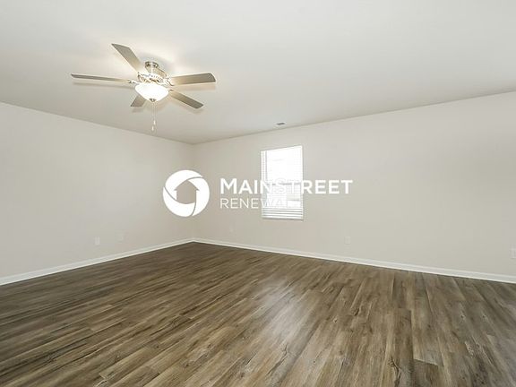 4th image of 312 Gourd St