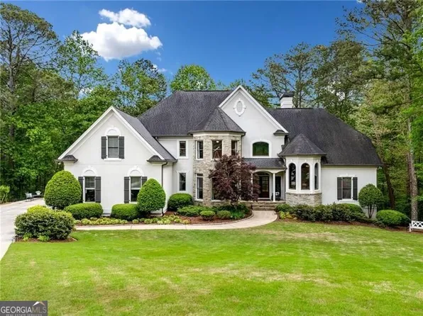 560 Indigo Dr, Roswell, GA 30075