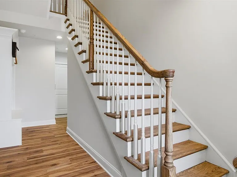 426 Midtown Way — Photo 3