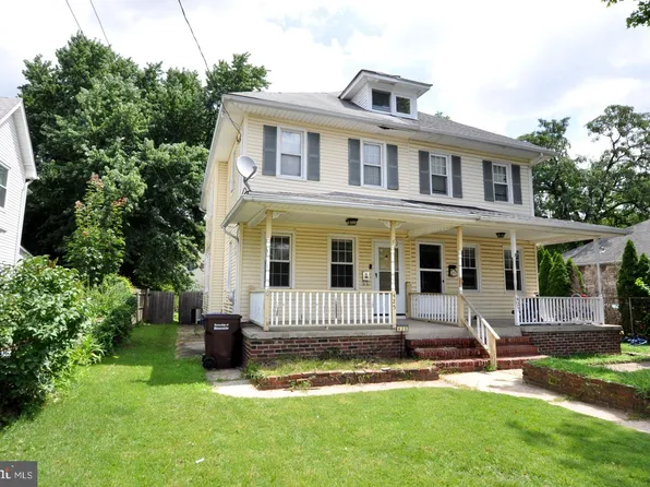 425 Delaware Ave, Delanco, NJ 08075