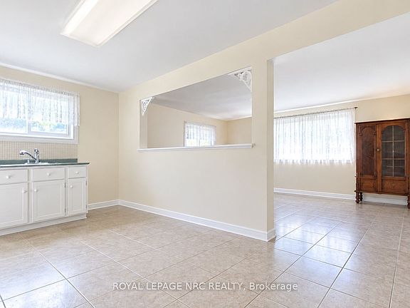 5th image of 6068 Dixon St