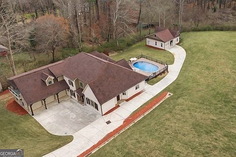 5th image of 3944 Hamilton Mill Rd
