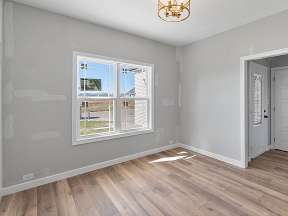 5th image of 282 Wellington Flds Lot 282