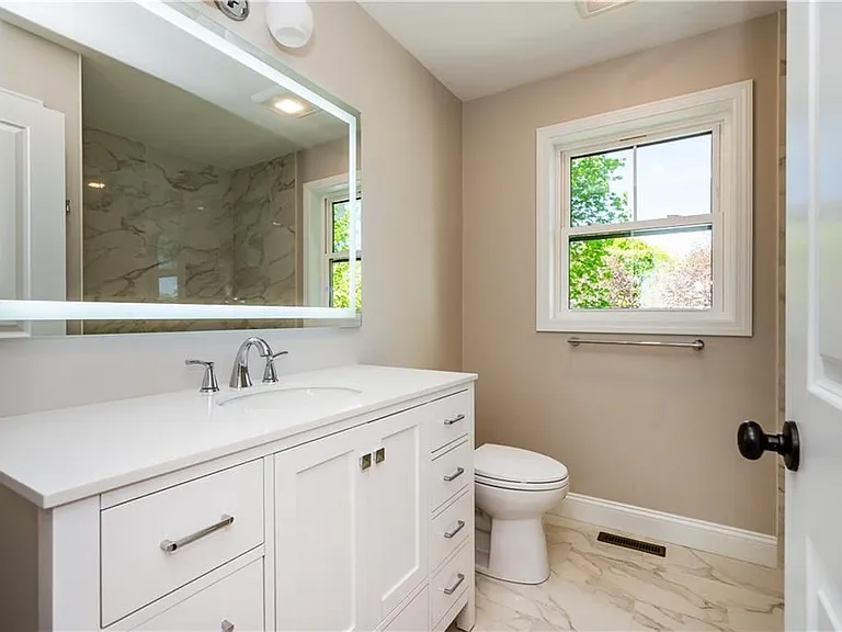 83 Cadora Ave — Photo 30