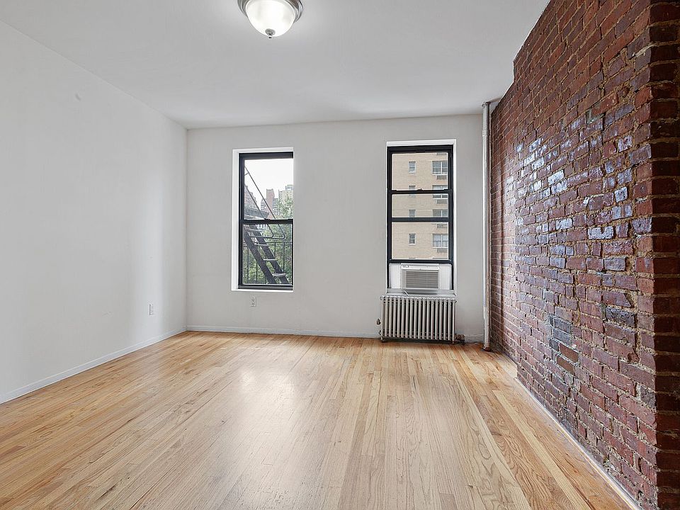 1st image of 1604 1st Ave #34