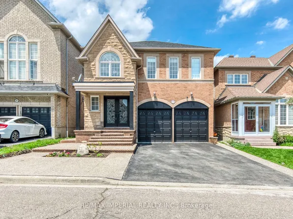4733 James Austin Dr, Mississauga, ON L4Z 4H1