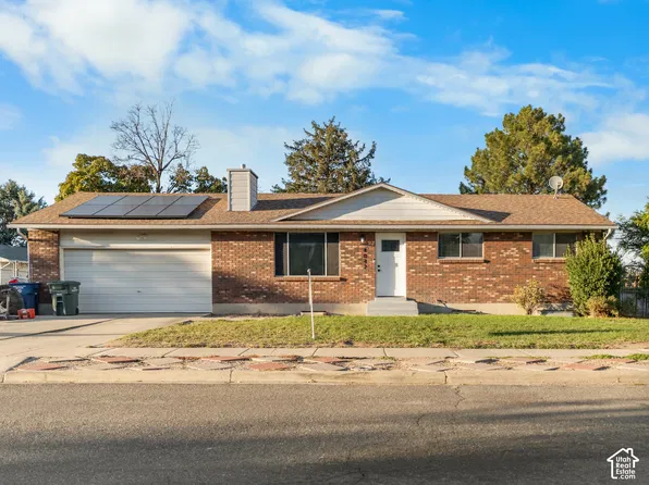 4042 W Paskay Dr, West Valley City, UT 84120