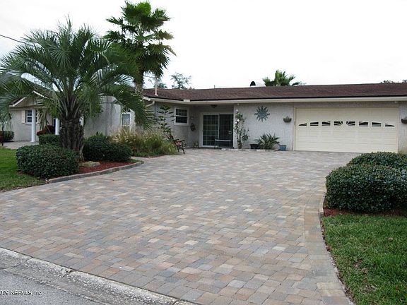 2nd image of 4228 Coquina Dr