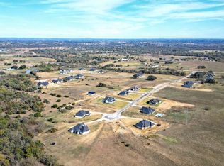 1013 Lilly Ln, Weatherford, TX 76088