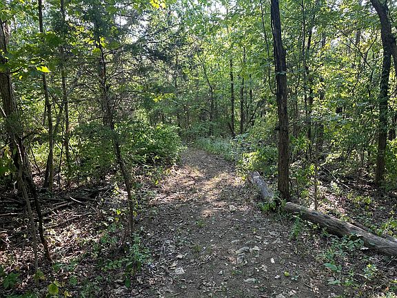 2nd image of 1 Miller Ln