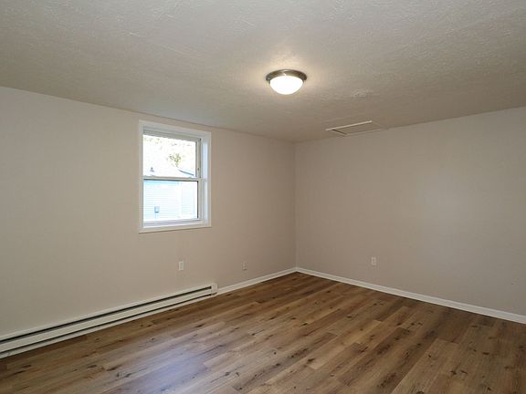 4th image of 751 N Clay St #1