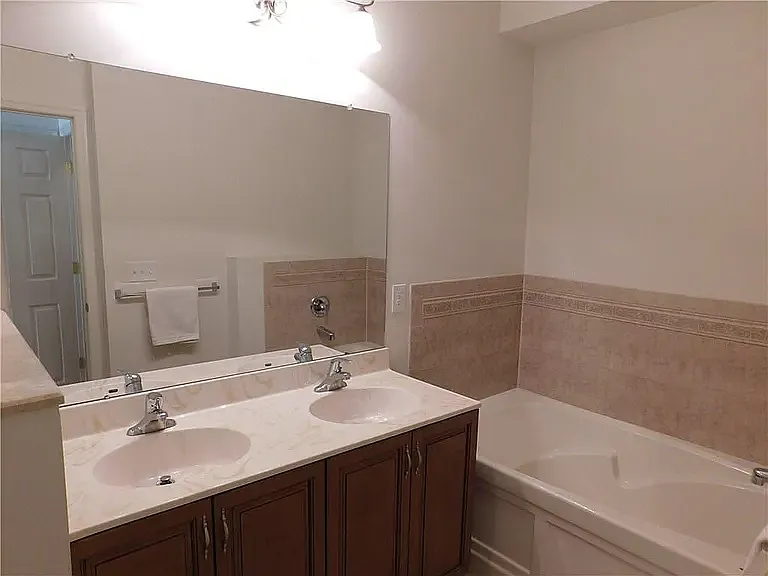 4101 Schindler Dr N — Photo 7