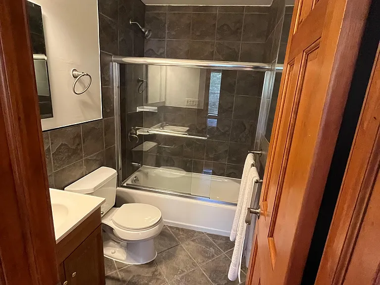 140 E 31st St #48 — Photo 9