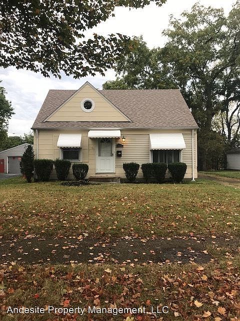 1st image of 4388 W 191st St