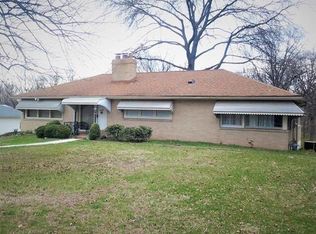 930 Schulte Rd, Saint Louis, MO 63146