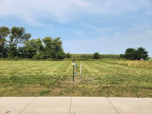 3118 Hope St, Sun Prairie, WI 53590
