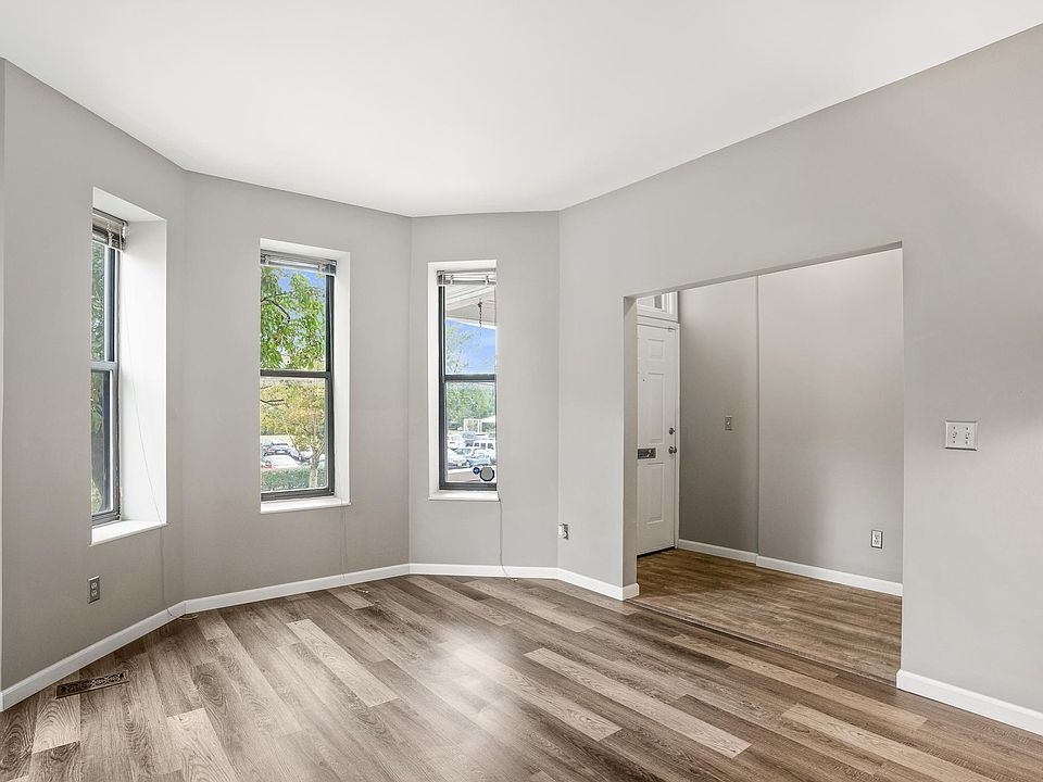 Entry; living room; the entire unit is on the ground floor