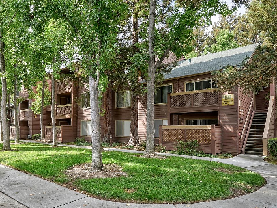 1st image of 1155 Yarwood Ct