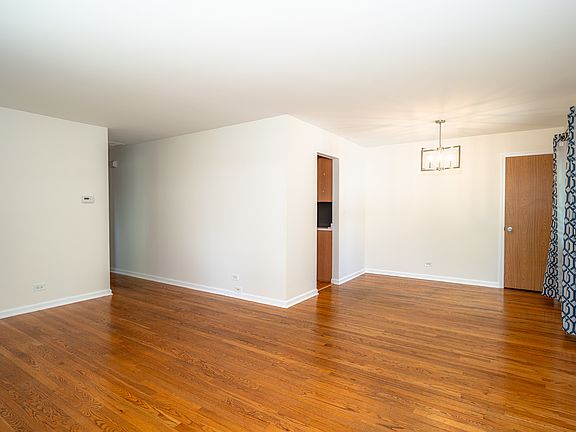 4th image of 408 E Garwood Ave