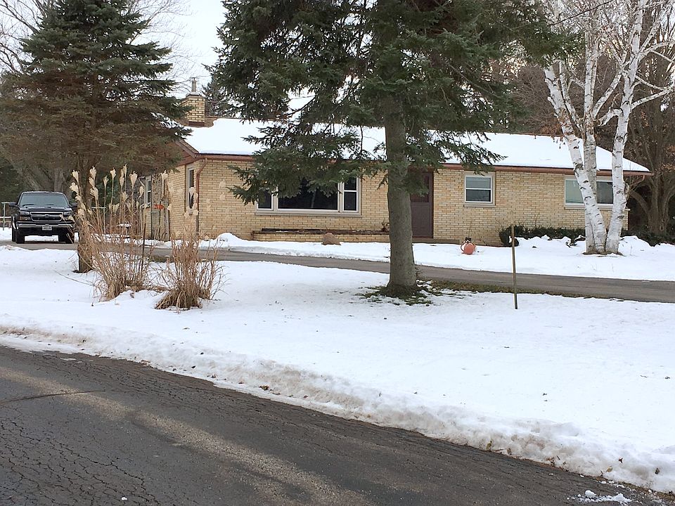 view from the driveway