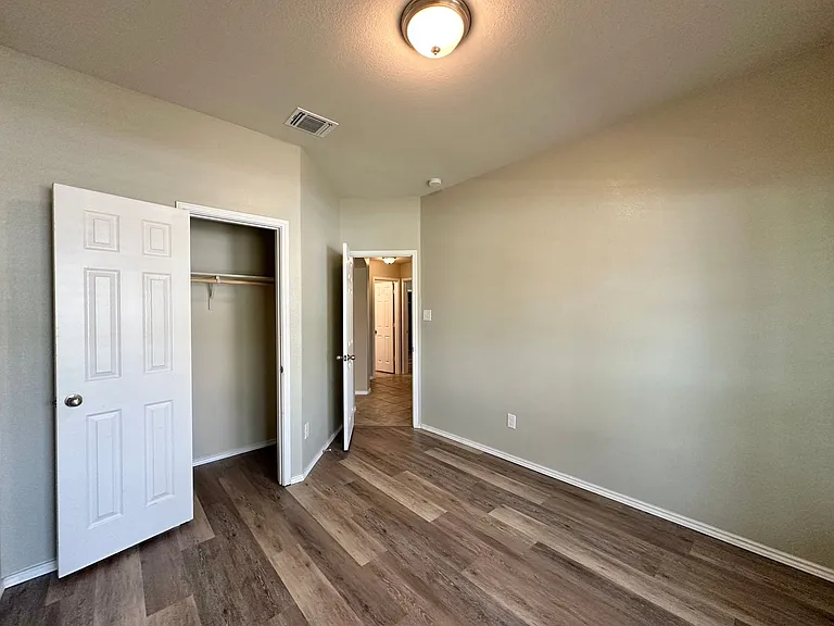 3312 Lorne Dr — Photo 24