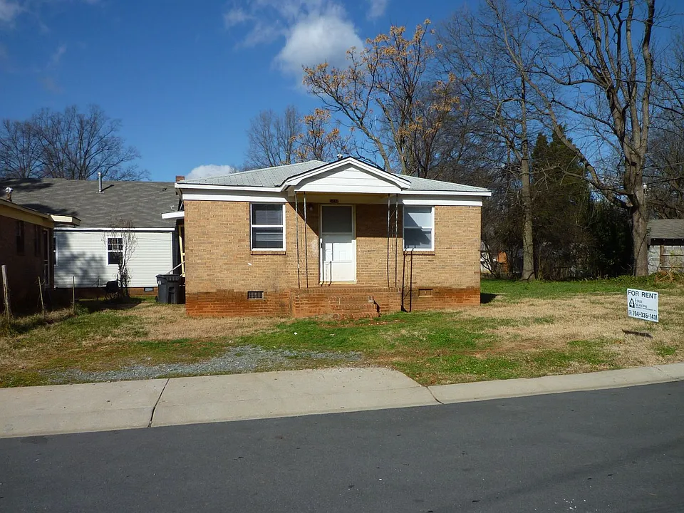 2414 Wilson Ave