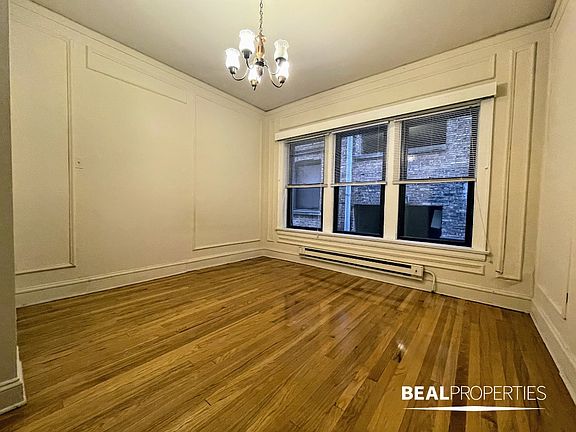 2nd image of 1317 Oak Ave #H1