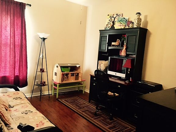 5th image of 7628 Eleanor Wood Ct