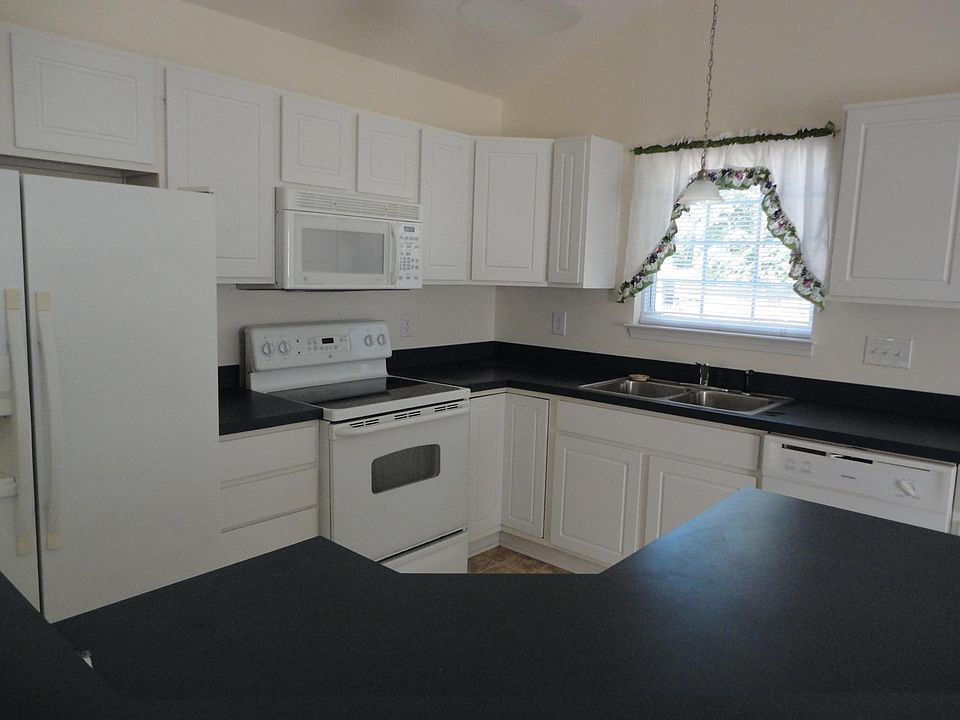 2nd image of 153 Red Cedar Ave