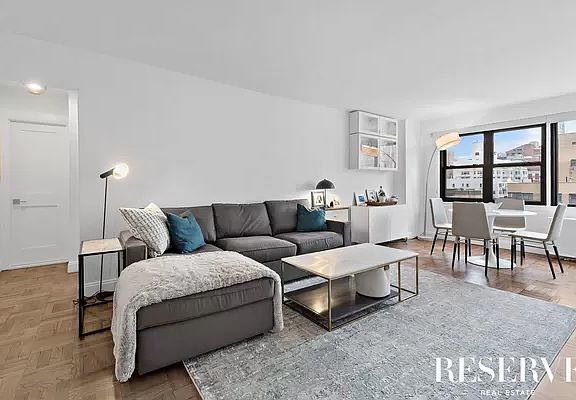 2nd image of 201 E 77th St APT 15C