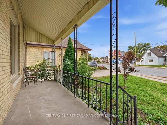 4th image of 367 Hamilton Rd
