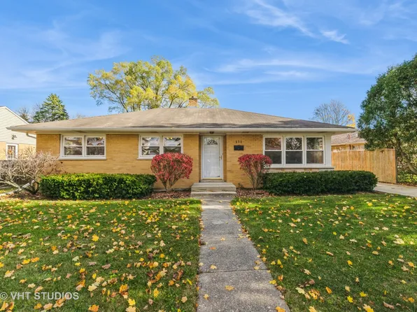 572 Drake St, Libertyville, IL 60048