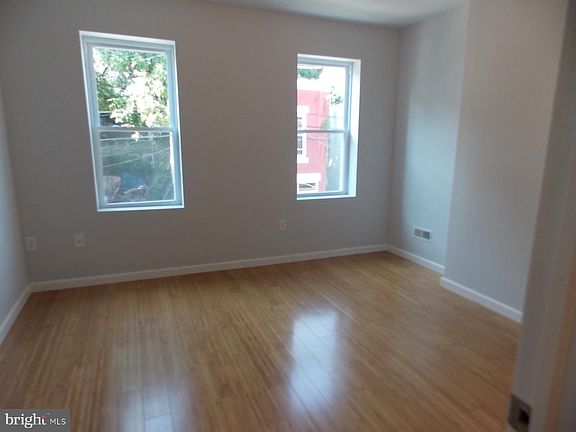 5th image of 2927 French St