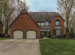 1905 E Frontier Ln, Olathe, KS 66062