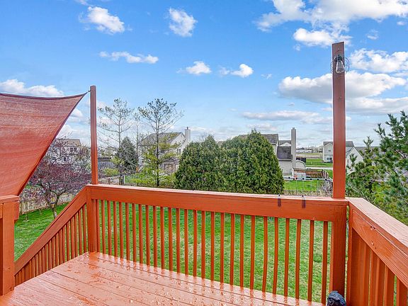 3rd image of 1064 Dorset Ct