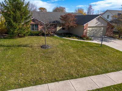 2215 Blue Harbor Dr, Fort Wayne, IN, 46804