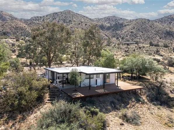 9376 Loma Alta Dr, Morongo Valley, CA 92256