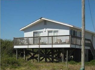 700 W Gulf Beach Dr, Eastpoint, FL 32328