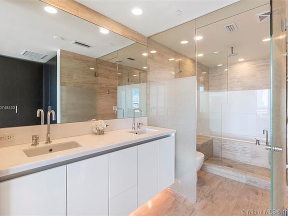 5th image of 1445 16th St APT 1104
