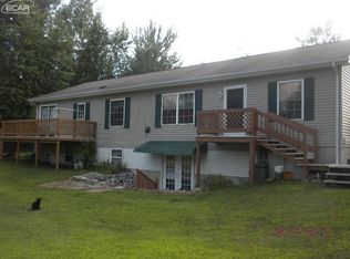 6245 Maple Rd, Vassar, MI 48768