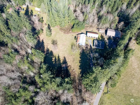 24710 Fisk Road E, Orting, WA 98360