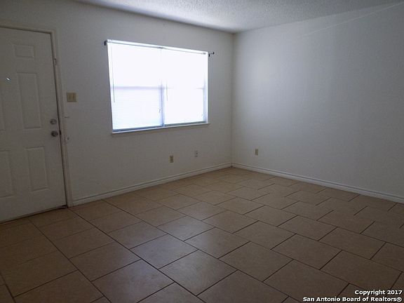2nd image of 1045 Linde St APT C