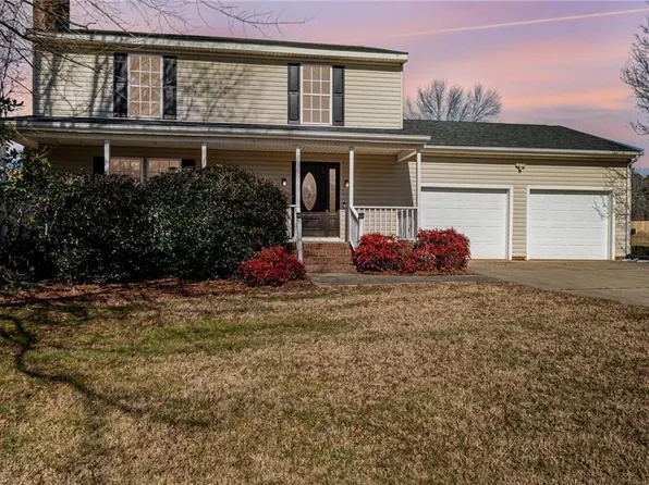6195 Friedens Grove Rd, Gibsonville, NC 27249