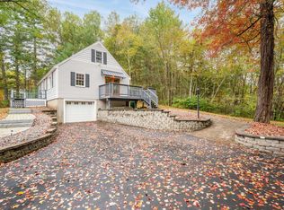 95 Mammoth Rd, Londonderry, NH 03053