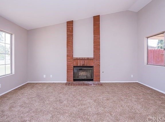 5th image of 37647 Tacoma St