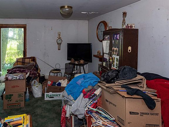 4th image of 4697 Raven Ave